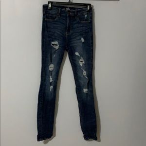 HOLLISTER high rise super stretchy skinny jeans!!